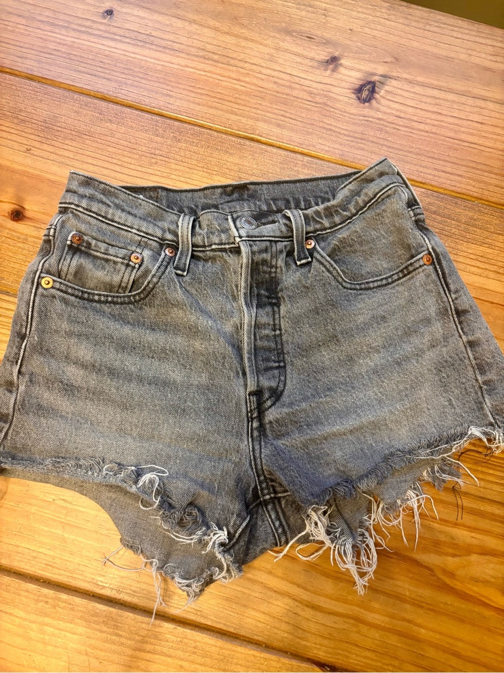 Levi’s 501 Denim Shorts Women Size 25